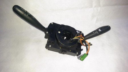 Ansamblu manete cu spira airbag volan Citroen C3 I , cod 61777001, an 2002-2010 [1]