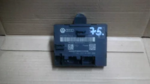 Module si calculatoare - Modul usa spate stanga Audi A4 B8, 8K0959795A, an 2008-2016