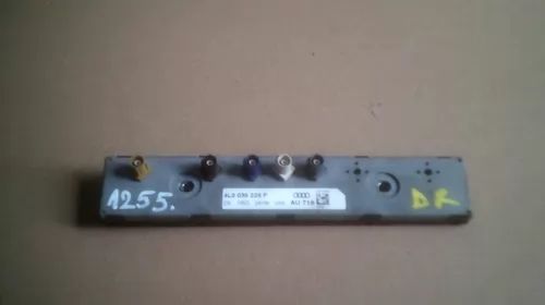 Module si calculatoare - Modul amplificator antena Audi Q7, 4L0035225F, an 2005-2015