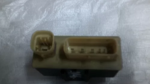 Modul, releu electroventilator Peugeot 308, Citroen C5-2 1.6hdi, 9662570880, an 2004-2007 [1]