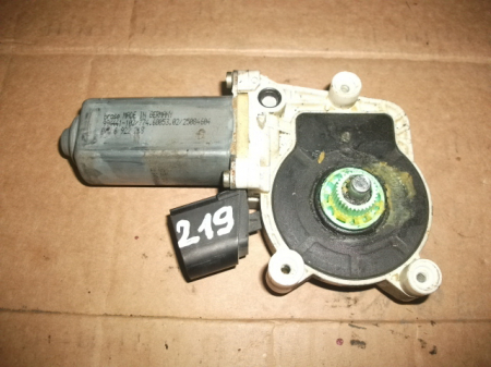 Motoras - Motoras macara fata dreapta pentru BMW seria 5 e60, cod 6922268