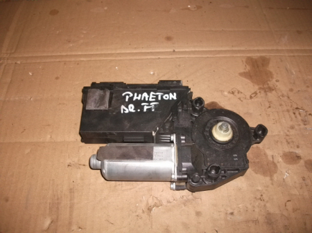 Motoras macara fata dreapta pentru Volkswagen Phaeton , cod 3D1959702K [1]