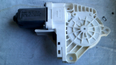 Motoras macara fata stanga pentru audi a4 b8, cod 8K0959801A [1]