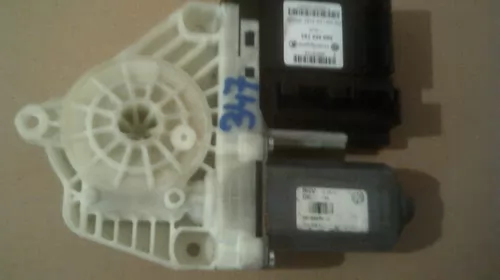 Macara geam - Motoras macara Fata Stanga pentru Volkswagen Golf 6, cod 5K0959701D