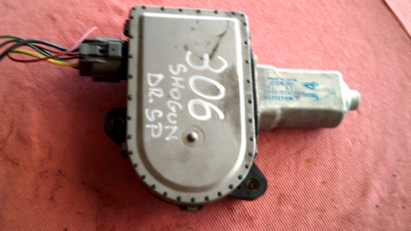 Motoras macara spate dreapta pentru MITSUbishi PAJERO V60, cod MR436870 [1]