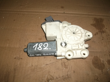 Motoras macara spate dreapta pentru Toyota AVENSIS T250, cod 69830-05100 [1]