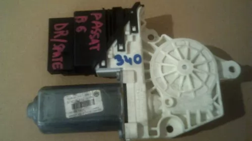Motoras macara Spate Dreapta pentru Volkswagen Passat B6, cod 1K0959704P [2]