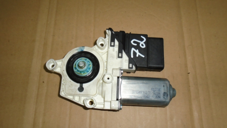 Electrica si electronica auto - Motoras macara spate dreapta pentru Volkswagen Passat B6, cod 3C9959704