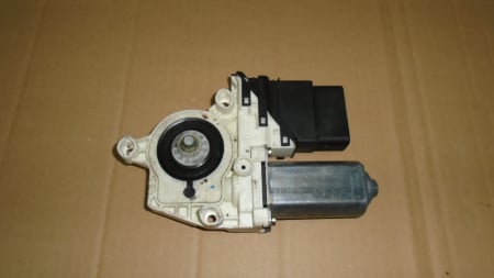 Motoras macara spate dreapta pentru Volkswagen TOURAN 1T, cod 1K0959704B [1]