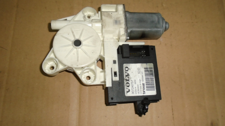 Motoras macara spate dreapta pentru VOLVO V50 , cod 30724757 [1]