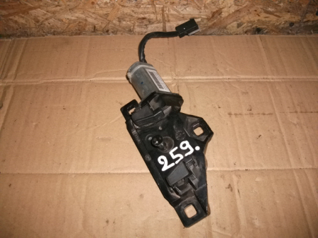 Motoras - Motoras macara spate portbagaj pentru BMW seia 7 e65, cod 7014872