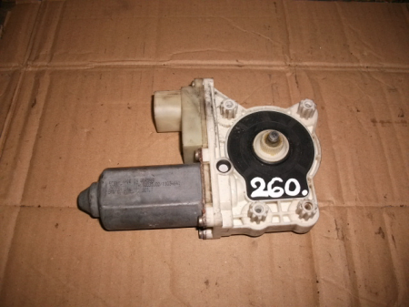 Motoras - Motoras macara spate stanga pentru BMW seria 7 e65, cod 6762-8382001