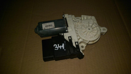 Motoras - Motoras macara spate stanga pentru Volkswagen Golf 5, cod 1K0959703F