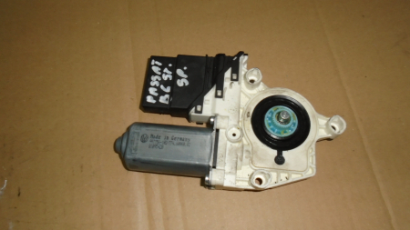 Motoras macara spate stanga pentru Volkswagen Passat B6, cod 1K0959703F [1]