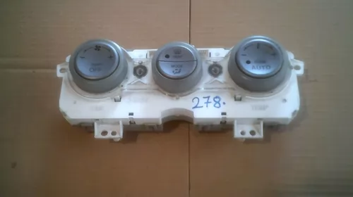 Alte piese de climatizare - Panou comanda AC pentru Mazda 6 GG