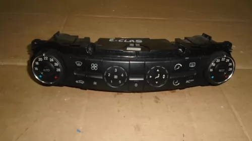 Alte piese de climatizare - Panou comanda AC pentru Mercedes E-class W211, cod 2118300385