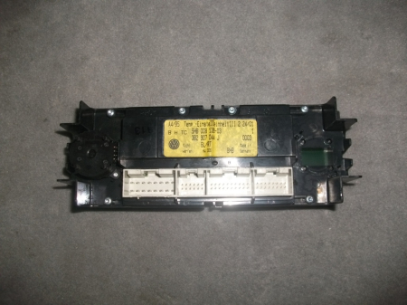 Panou comanda AC pentru Volkswagen Passat B5, an de fabricatie 2001 - 2005, cod 3B2907044J [1]