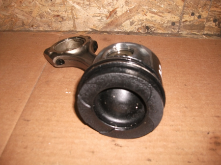 Piston cu biela pentru Lexus IS220 XE20, motorizare 2.2 diesel, cod 86L78 [3]