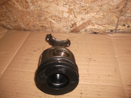 Piston cu biela pentru Opel Insignia A, motorizare 2.0 diesel, cod 73502643 [1]
