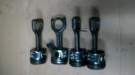 Piese motor - Piston cu biela pentru Peugeot 308 I, motorizare 1.6 diesel, cod 75L93