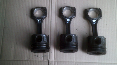 Piese motor - Piston cu biela pentru Smart Forfour 1, motorizare 1.5 diesel, cod 8340ANURAL