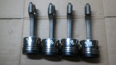 Piese motor - Piston cu biela pentru Volkswagen Golf 6, motorizare 1.6 diesel, cod 03LA