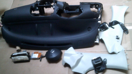 Elemente de interior - Plansa bord pentru Nissan Micra K12