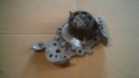 Motoare si anexe - Pompa apa Renault CLIO 3 , Dacia, Nissan, AN 2003-2011 COD   VKPC86810 PIESA NOUA , NEFOLOSITA