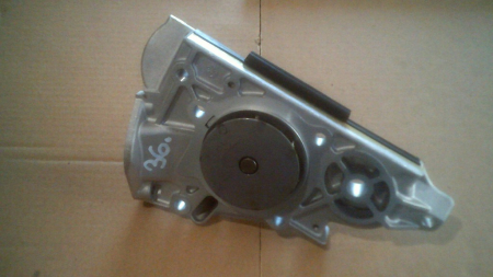 Pompa apa Mazda MX-3, 323, an 1998-2005 , cod VKPC94617 PIESA NOUA , NEFOLOSITA !!!! [2]