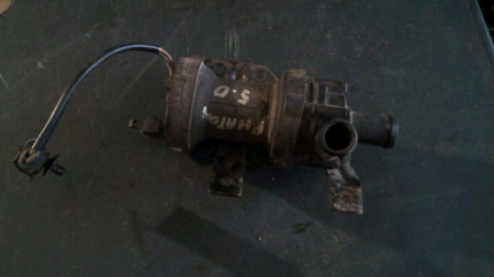 Pompa recirculare apa pentru Volkswagen Phaeton , an de fabricatie 2002 - 2010, motorizare 3.0 diesel, cod 3D0965561E [1]