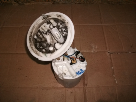 Alimentare - Pompa de alimentare pentru Audi A4 B8, motorizare 2.0 diesel, cod 0580300016