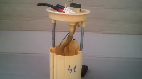 Alimentare - Pompa de alimentare pentru Ford S-MAX I, motorizare 2.0 Diesel, cod 6G91-9275-AE