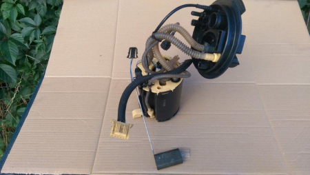 Pompa de alimentare pentru Land Rover Freelander 2, motorizare 2.2 diesel, cod 6H52-9H307-DE [3]