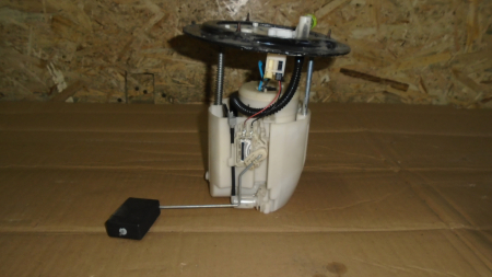 Pompa de alimentare pentru Mazda 5 CR, motorizare 2.0 benzina, cod 101962-0391 [2]