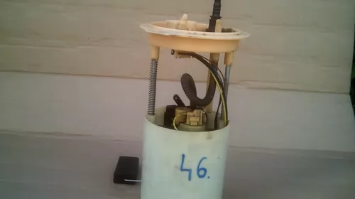 Pompa de alimentare pentru Volkswagen Golf 6, motorizare 1.6 Diesel, cod 1K0919050J [1]