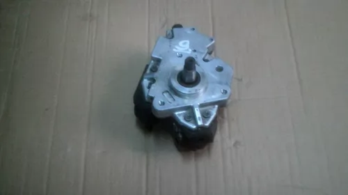 Pompa de inalta presiune pentru Ford Focus 2, an 2004-2011, 1.6 TDCI, cod 9651844380, 0445010089 [2]