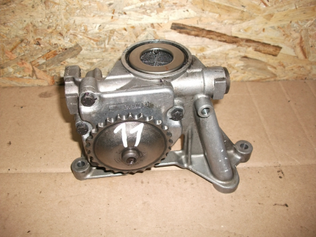 Piese motor - Pompa de ulei pentru Audi A6 C5, motorizare 2.5 diesel, cod 059115105H