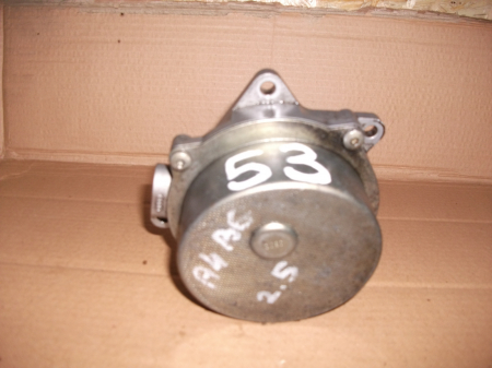Pompa vacuum - Pompa de vacuum pentru Audi A4 B6, motorizare 2.5 diesel, cod 057145100C