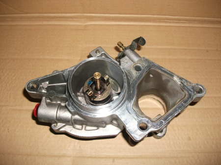 Pompa vacuum - Pompa de vacuum pentru Ford Mondeo 3, motorizare 2.0 diesel, cod 72245410B