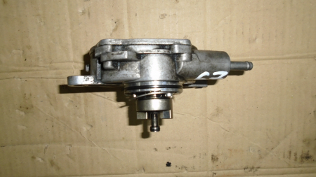 Motoare si anexe - Pompa de vacuum pentru Lexus IS220 XE20, motorizare 2.2 diesel