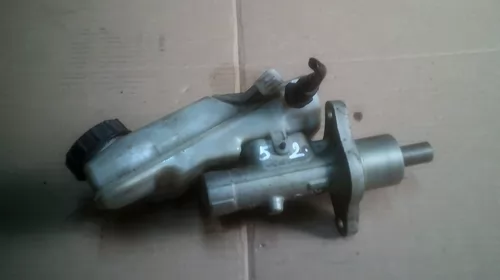 Pompa frana cu vas pentru Ford Focus 1, cod 033508-91031 [2]