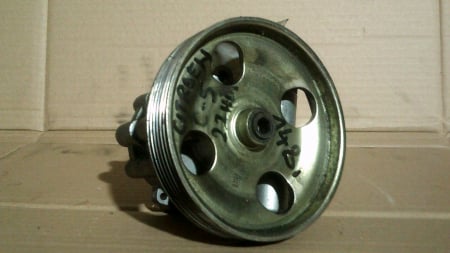 Pompa servodirectie - Pompa servodirectie pentru Citroen C5 II, motorizare2.0 - 2.2 diesel, cod 9636086680