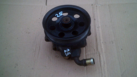 Pompa servodirectie - Pompa servodirectie pentru Ford Focus 1, motorizare 1.8 diesel, cod XSAE-3A733-AC