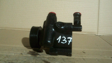 Pompa servodirectie - Pompa servodirectie pentru Ford Mondeo 1, an de fabricatie 1992 - 1996, motorizare 1.8 diesel, cod 07BB-3A733-BA