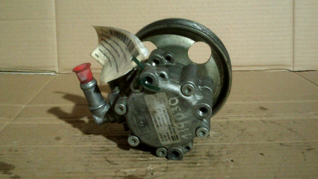 Pompa servodirectie pentru Peugeot Expert 1, motorizare 2.0 diesel, cod 9640906480 [1]