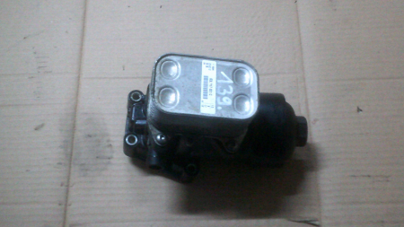 Piese motor - Racitor ulei pentru Volkswagen Passat B6, motorizare 2.0 diesel, cod 03L117021C