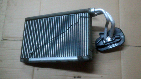 Alte piese de climatizare - Radiator pentru SUBARU FORESTER 3, motorizare 2.0 DIESEL