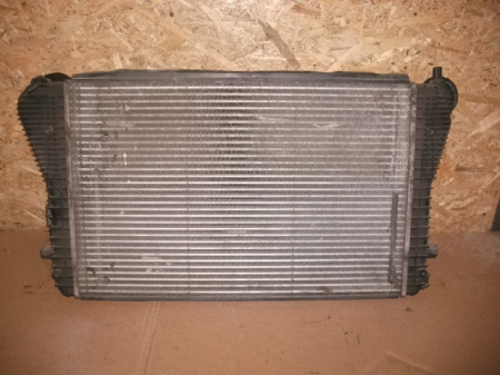 Radiator pentru VOLKswagen passat B6, motorizare 2.0 DIESEL, cod 1K0145803E [1]