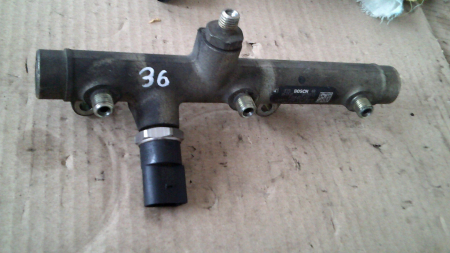 Rampa injectie pentru Audi a6c6 , motorizare 3.0 diesel, cod 059130089D [1]
