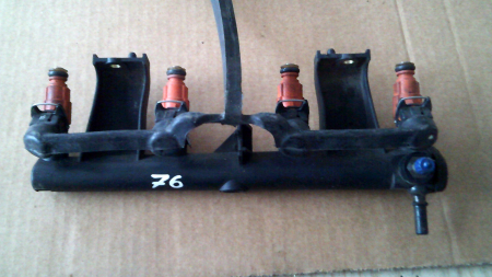 Motoare si anexe - Rampa injectie pentru Peugeot 307 , motorizare 1.6 benzina, cod 9636520780